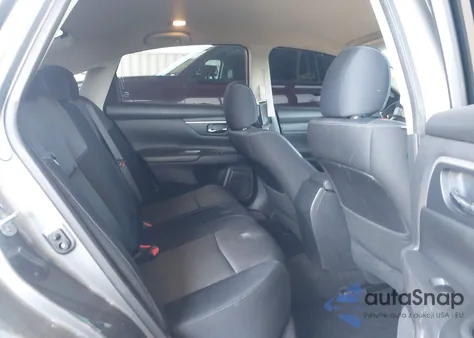 2016 Nissan Altima 2.5 Sr из США, поврежденный, VIN 1N4AL3AP7GC242310